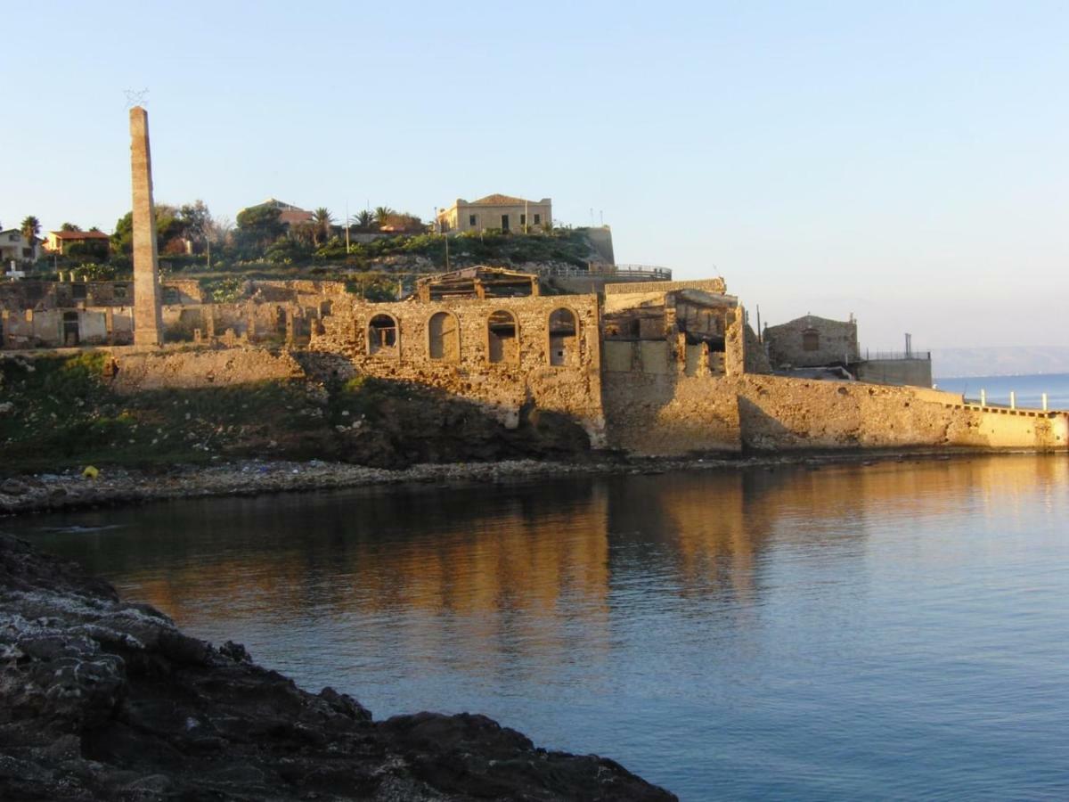 Za 'Ntunietta Villa Portopalo Di Capo Passero Luaran gambar